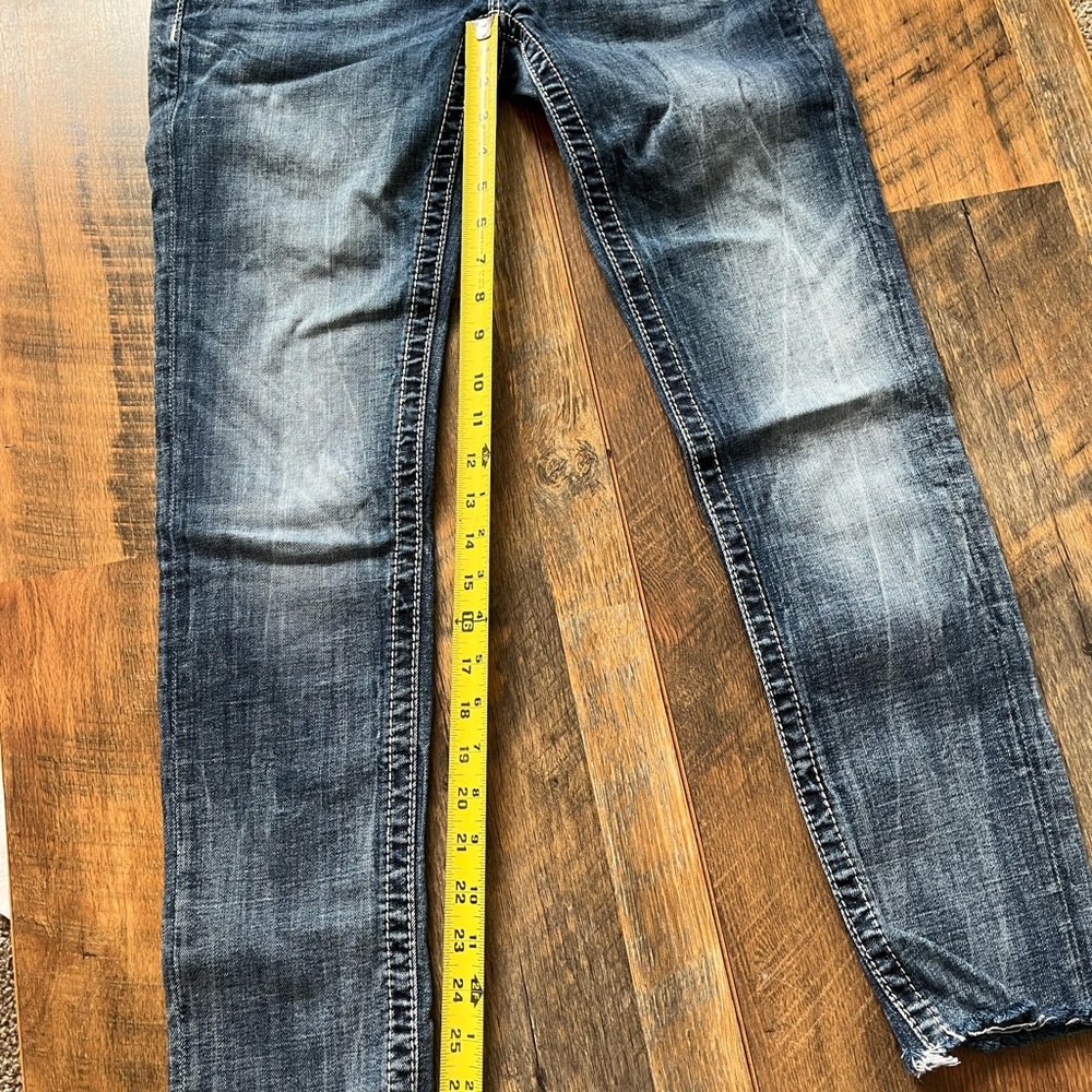 Miss Me Blue Skinny Jeans with Distressed Wash and Vintage Look - Picture 10 of 11